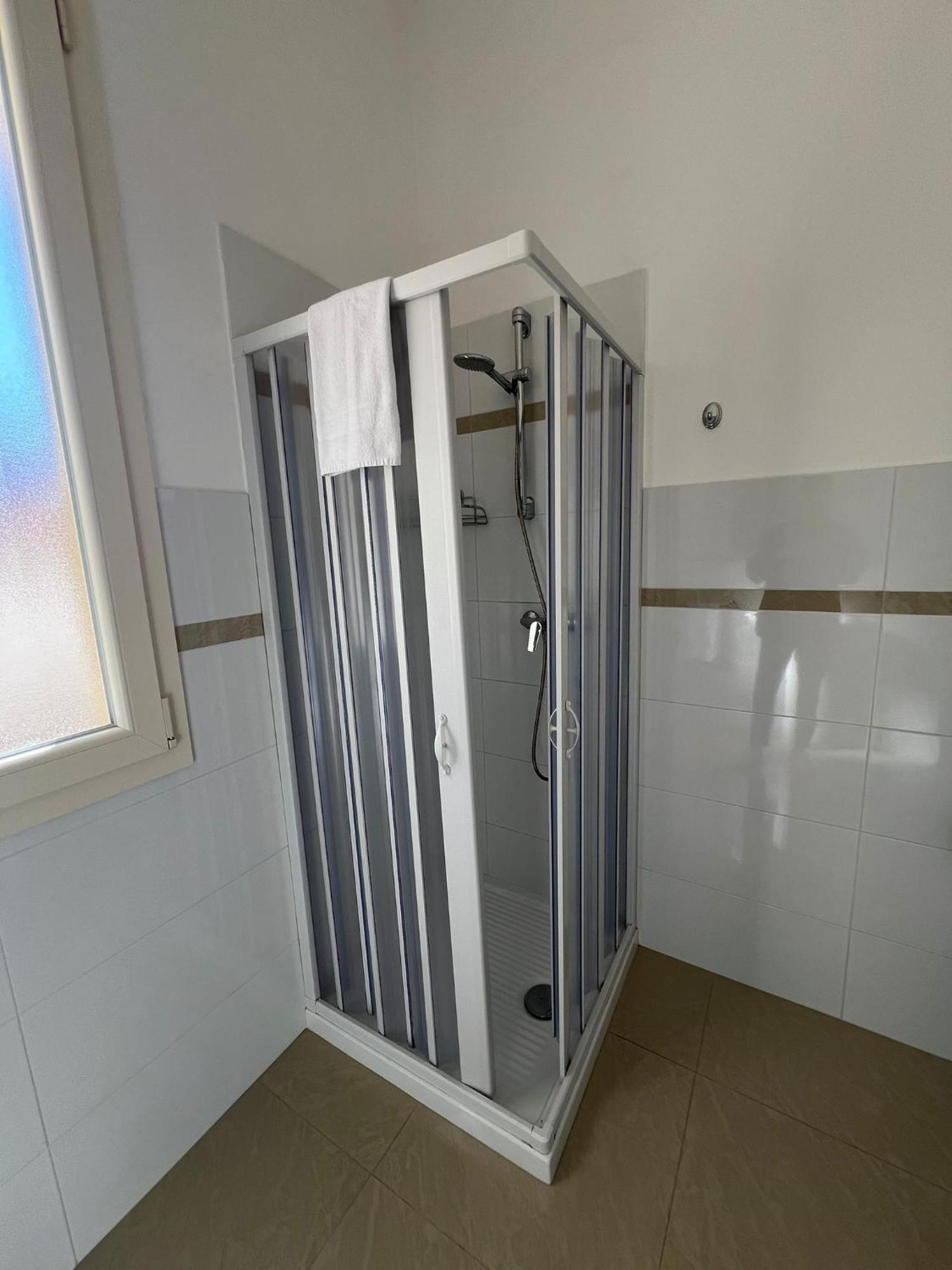 Aurora E Alba Apartment Casalabate Luaran gambar