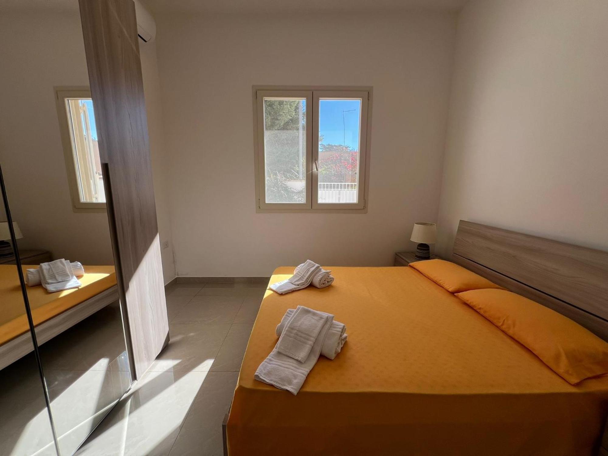 Aurora E Alba Apartment Casalabate Luaran gambar